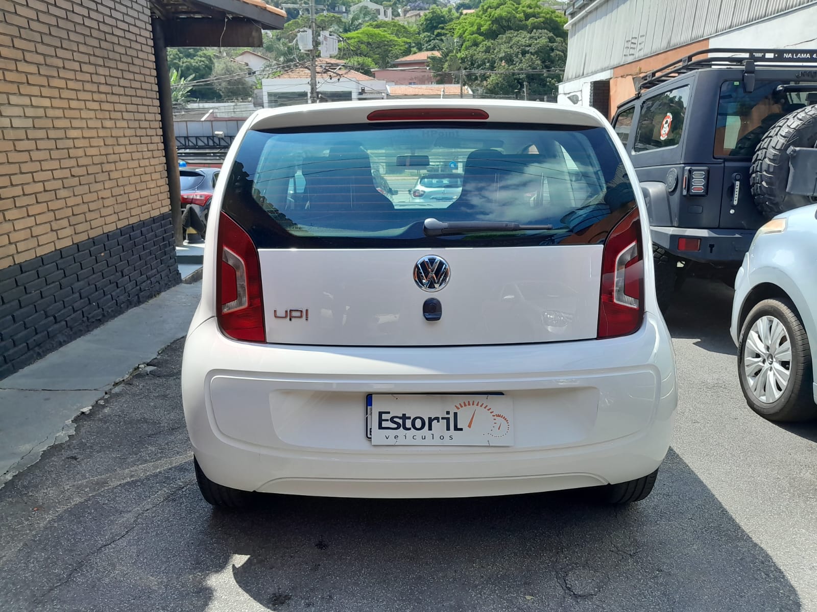 VOLKSWAGEN UP