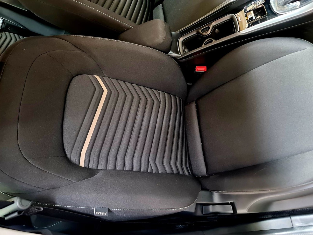 Car Image 21