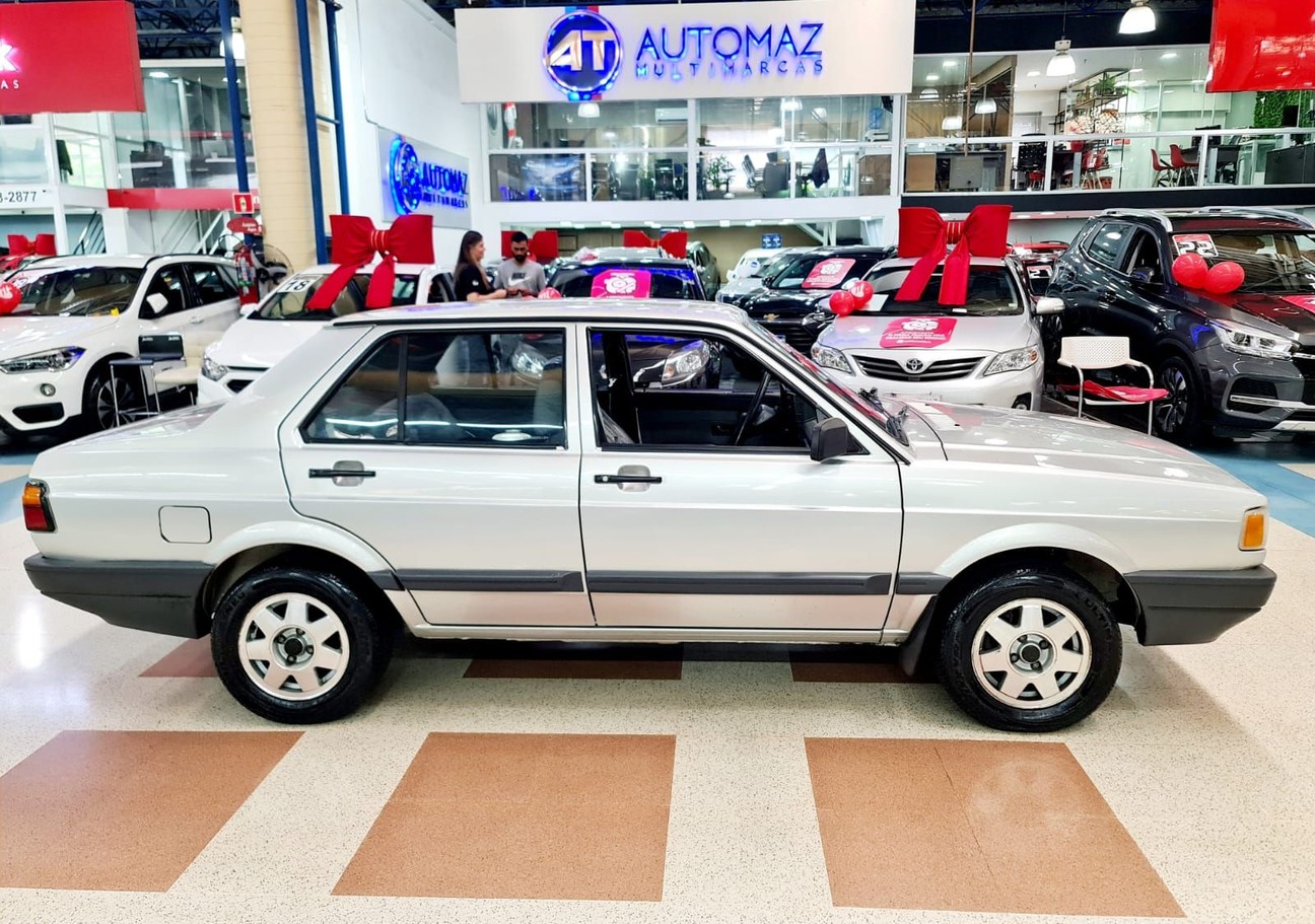 VOYAGE 1.8 GL 8V