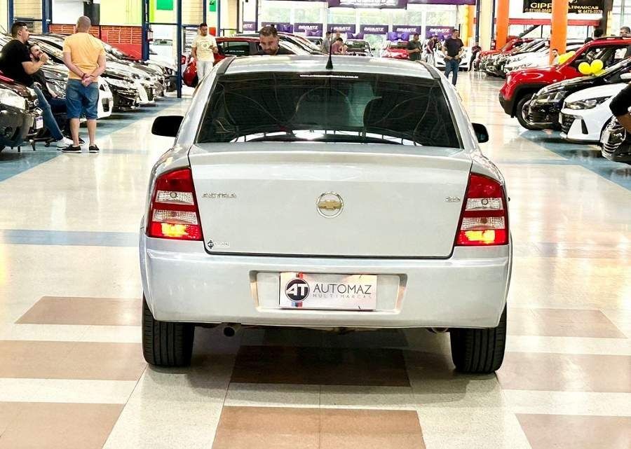 Car Image 15