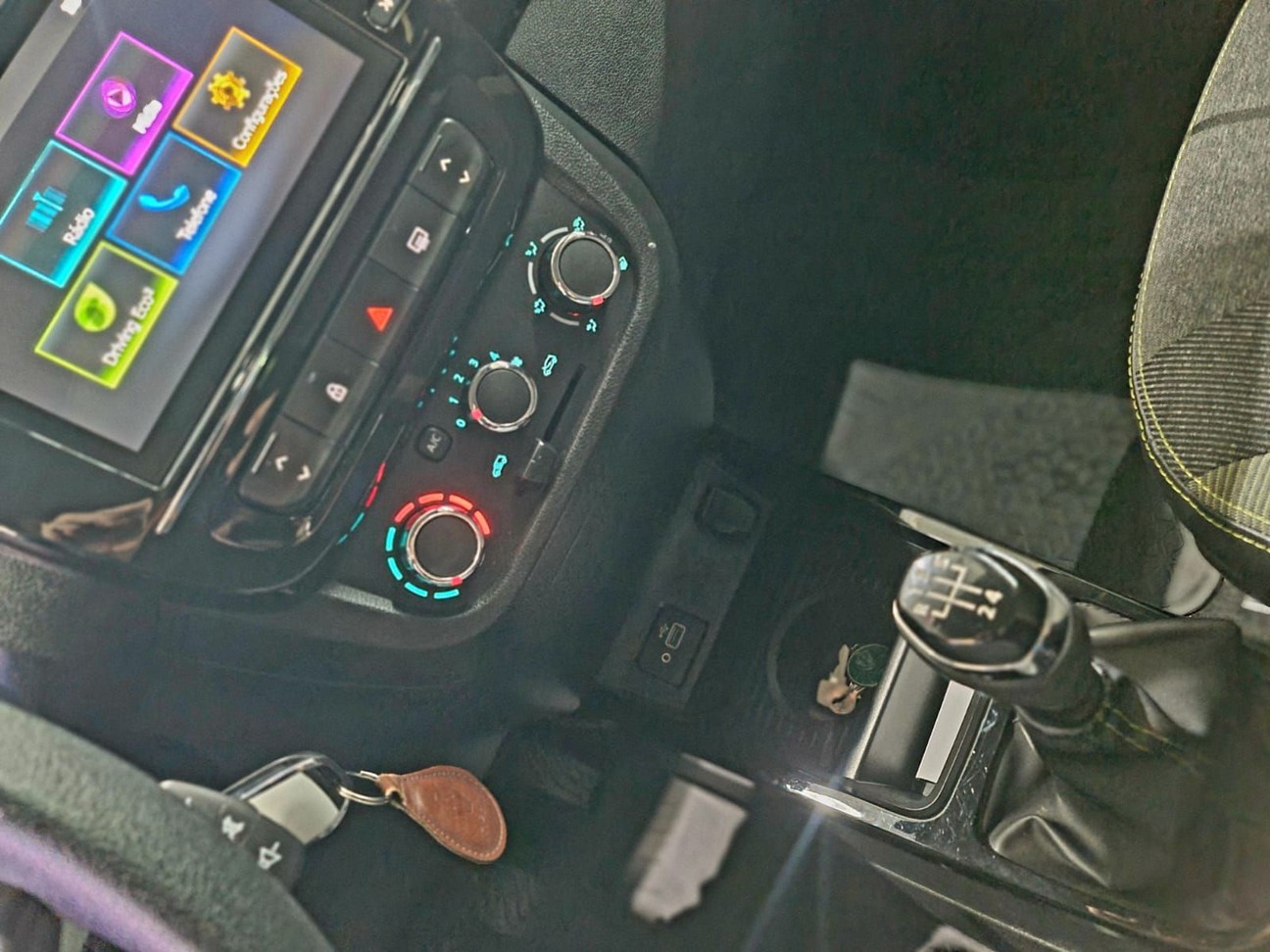 Car Image 16