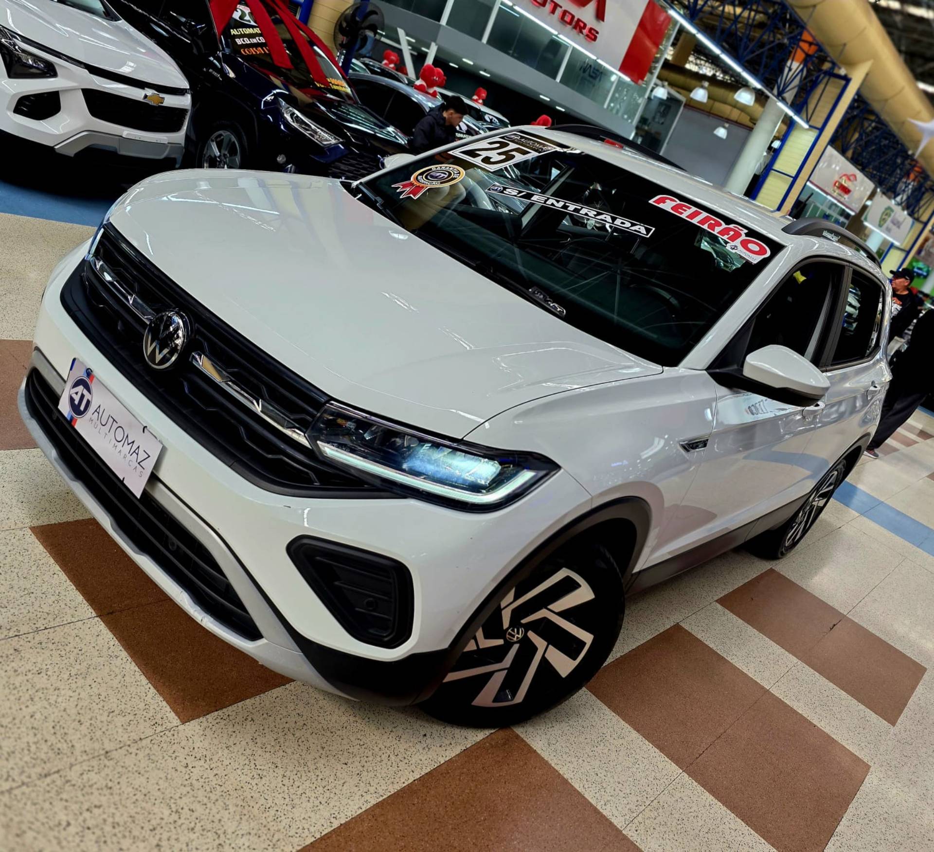 VOLKSWAGEN T-CROSS