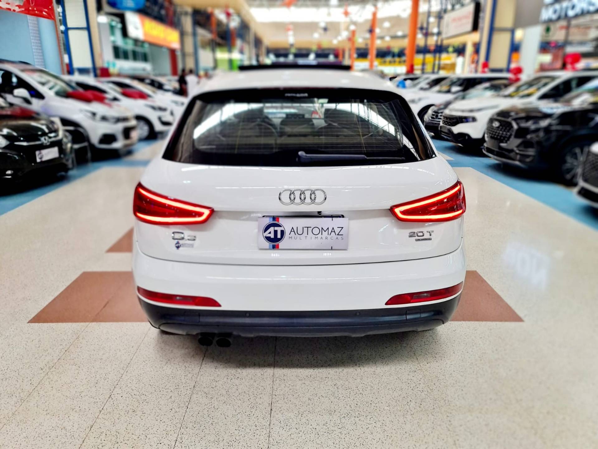 AUDI Q3