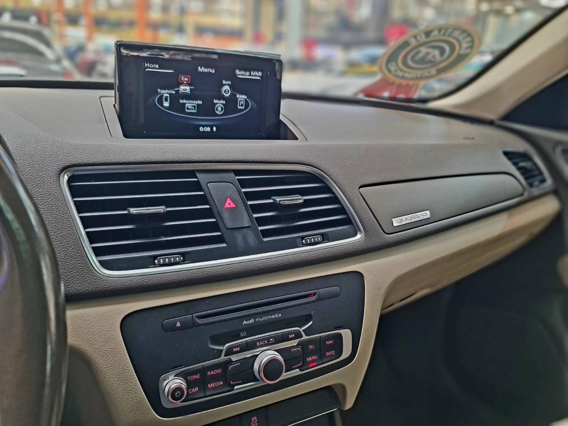 AUDI Q3
