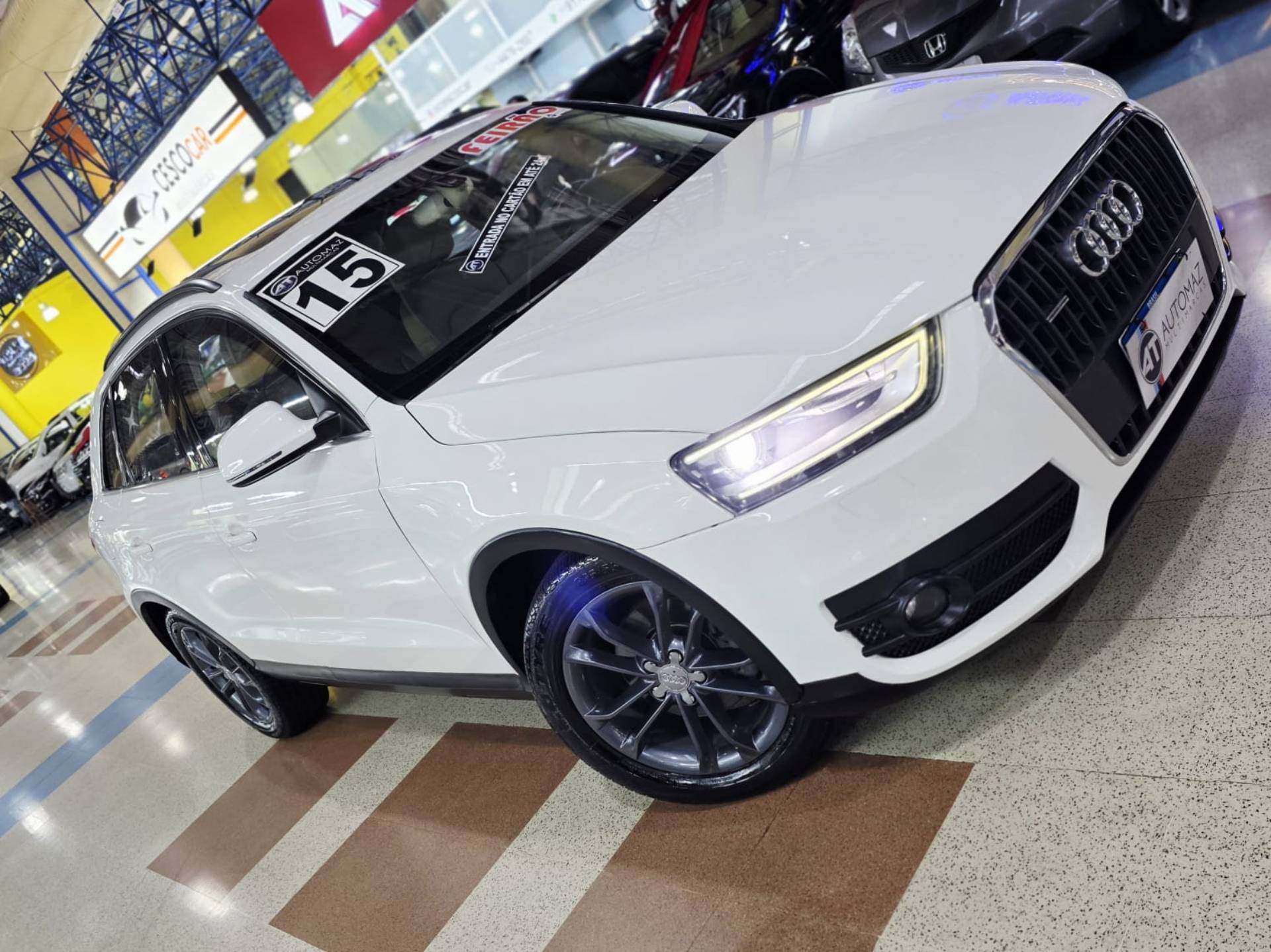AUDI Q3