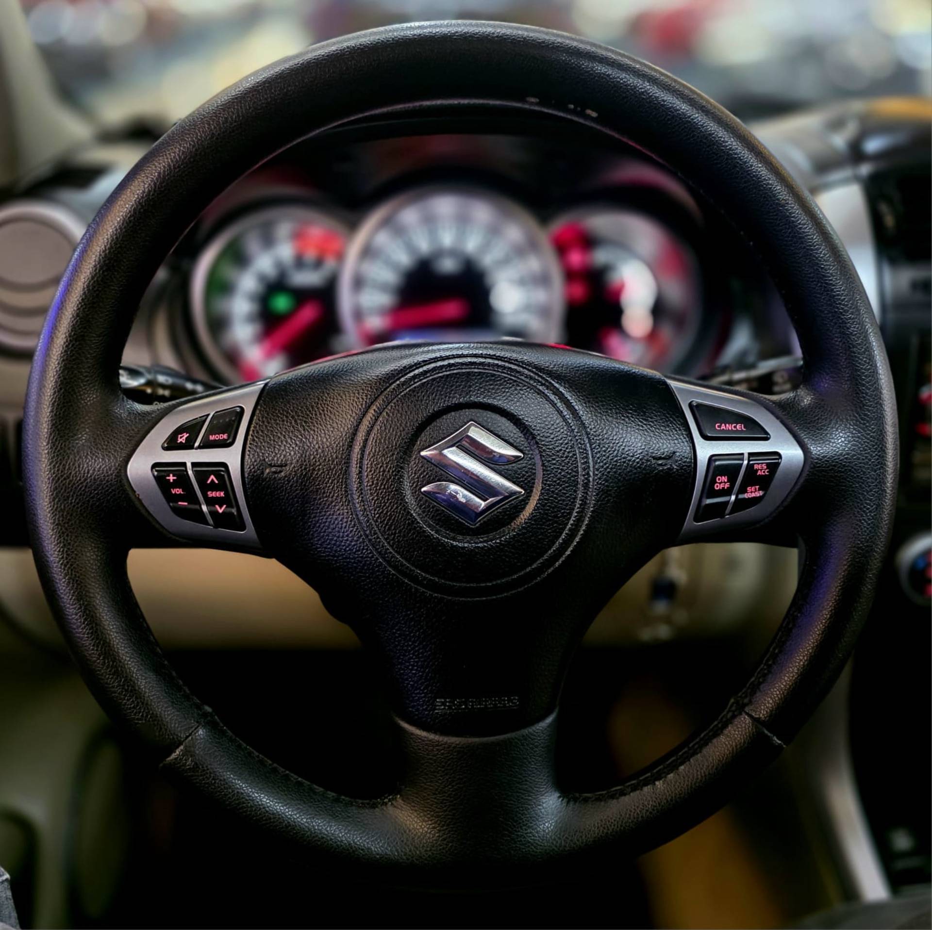 SUZUKI GRAND VITARA