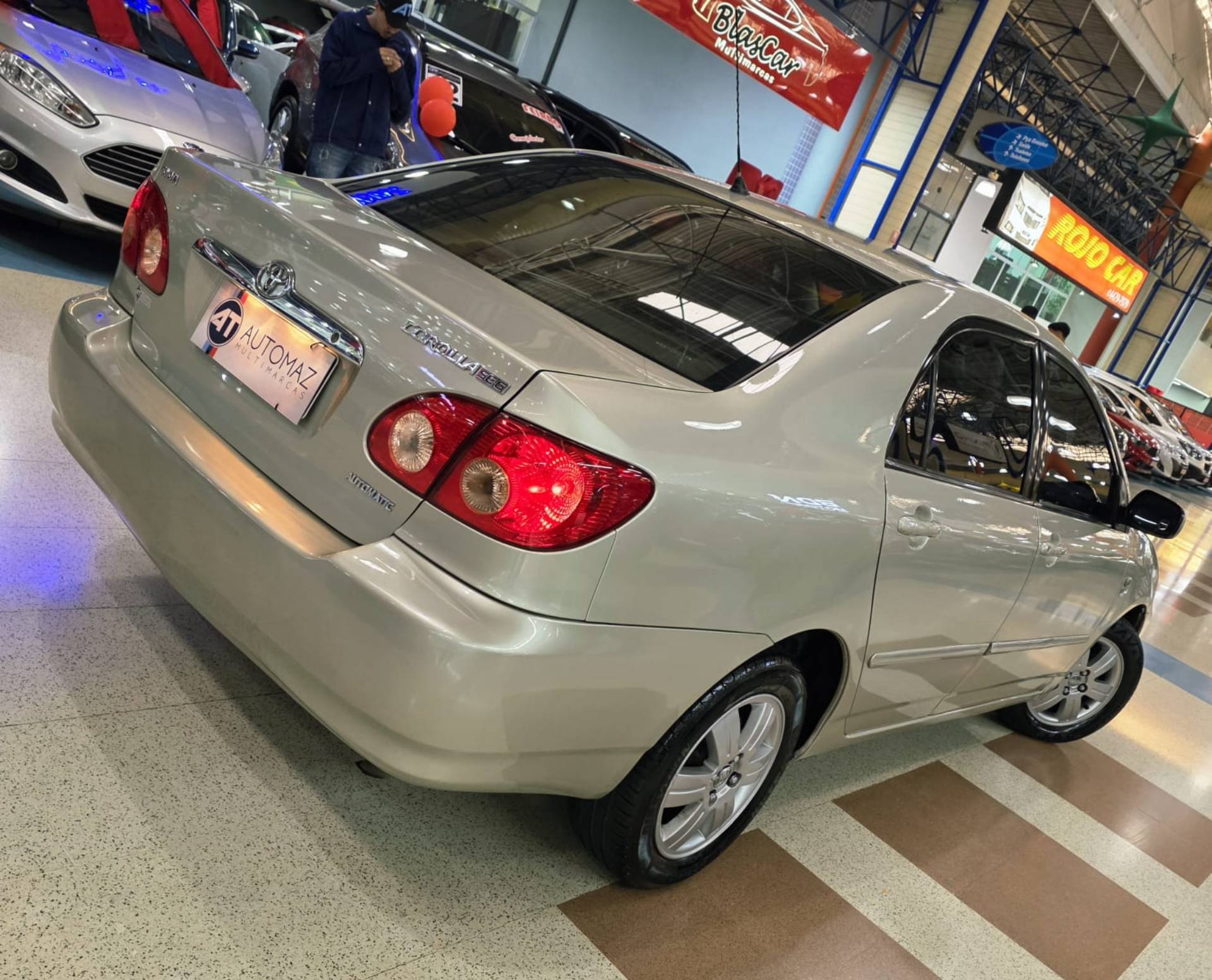 TOYOTA COROLLA