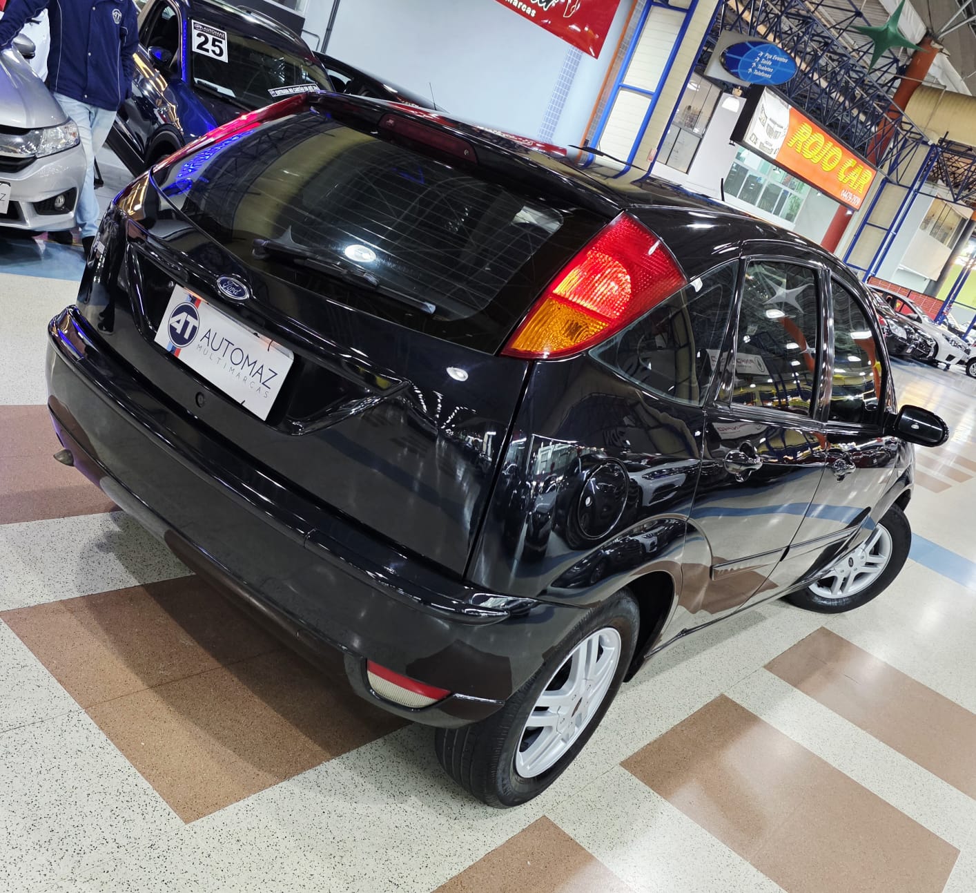 FORD FOCUS