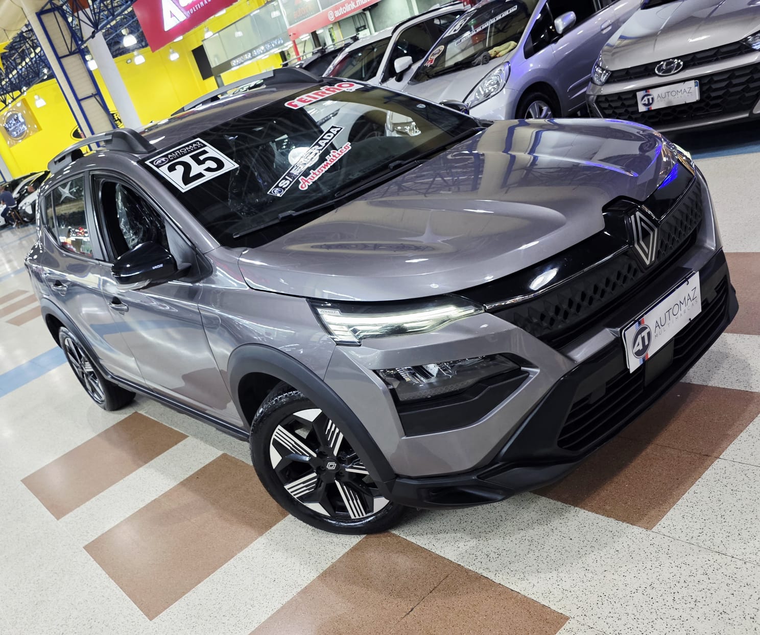 RENAULT JUVAQUATRE