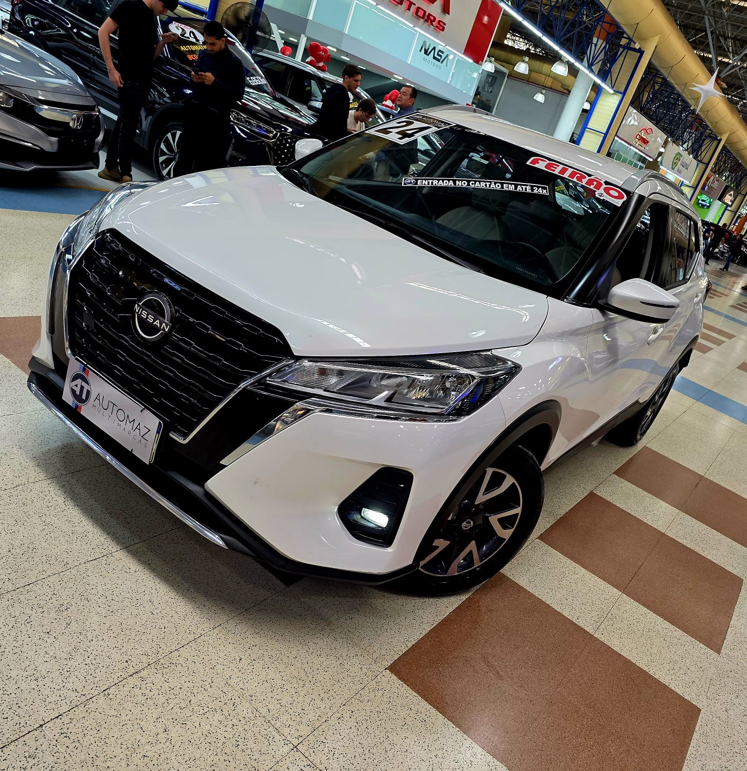 NISSAN KICKS