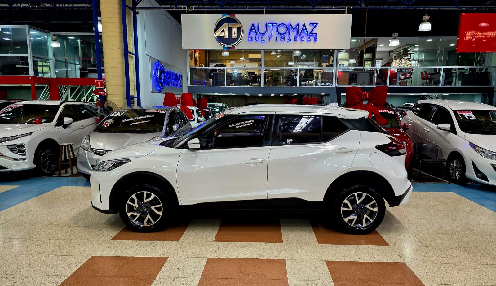 NISSAN KICKS