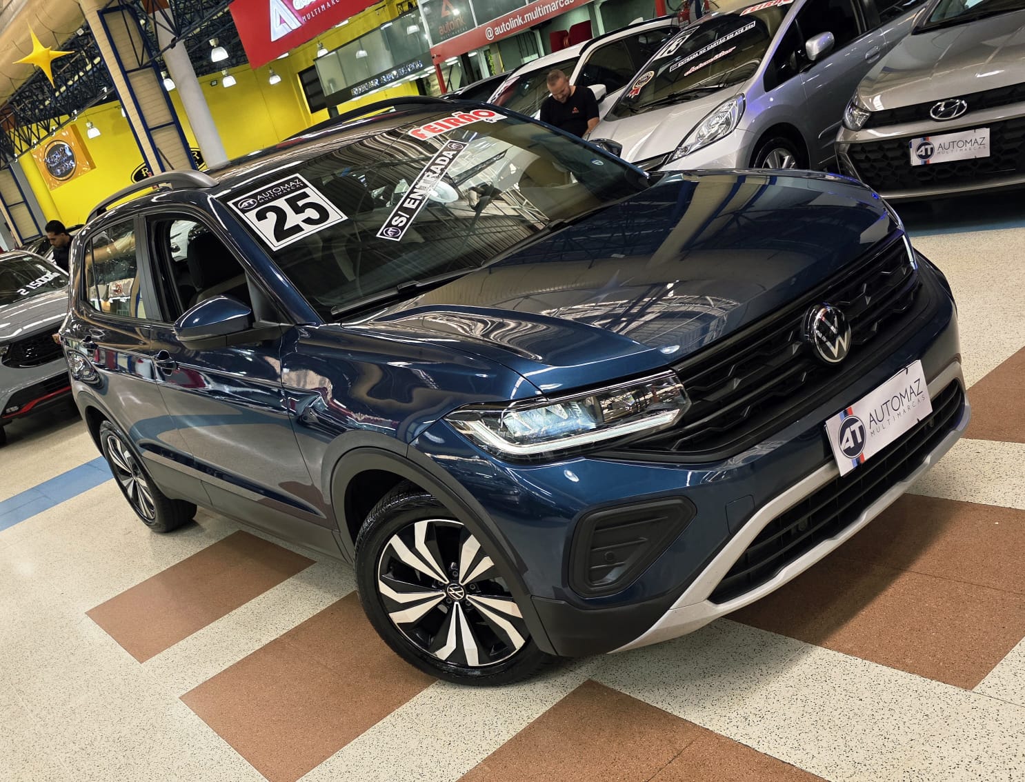 VOLKSWAGEN T-CROSS