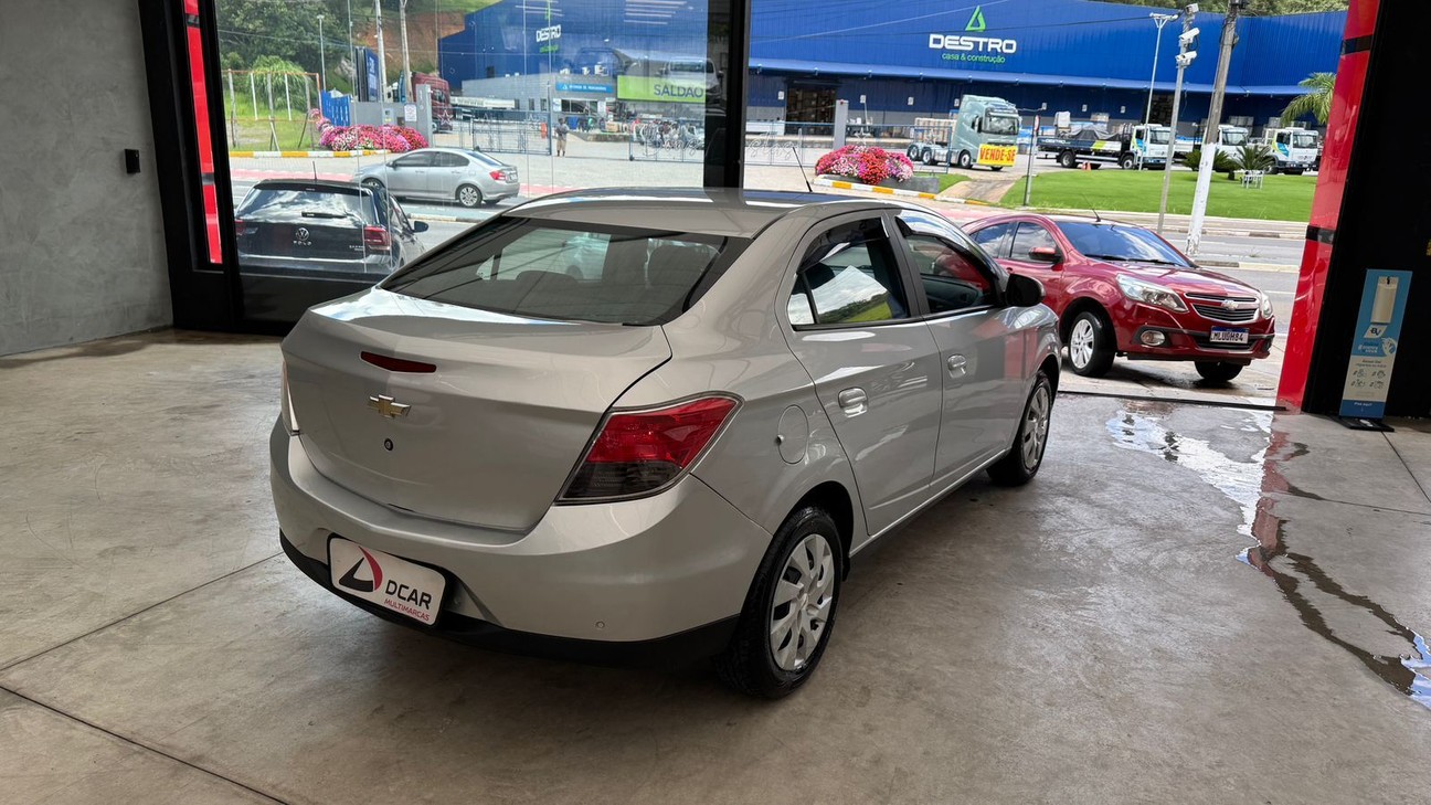 Car Image 4