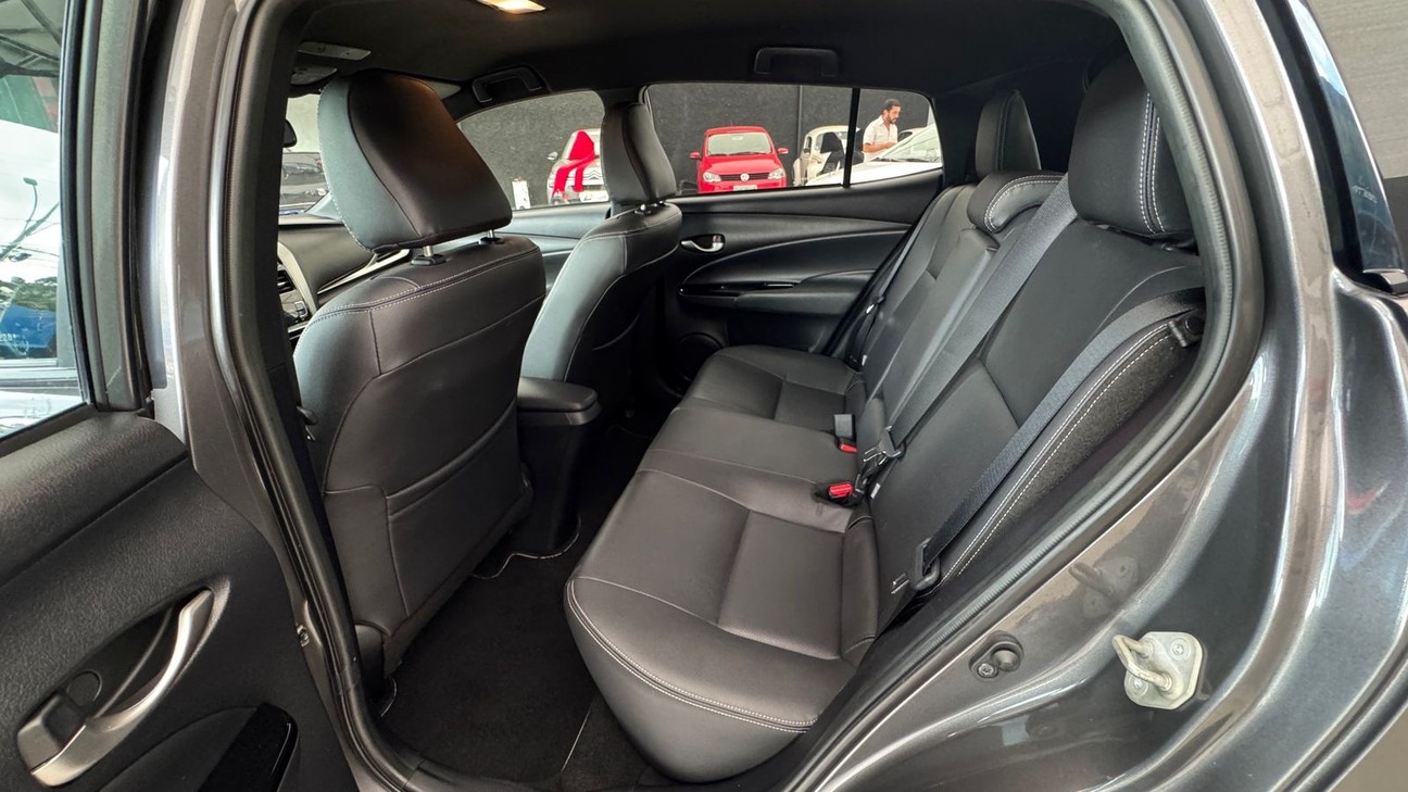 YARIS 1.5 16V XS CONNECT MULTIDRIVE