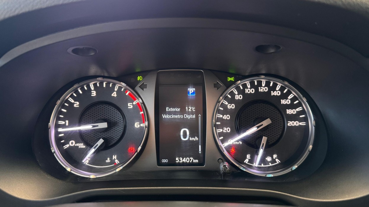 Car Image 11
