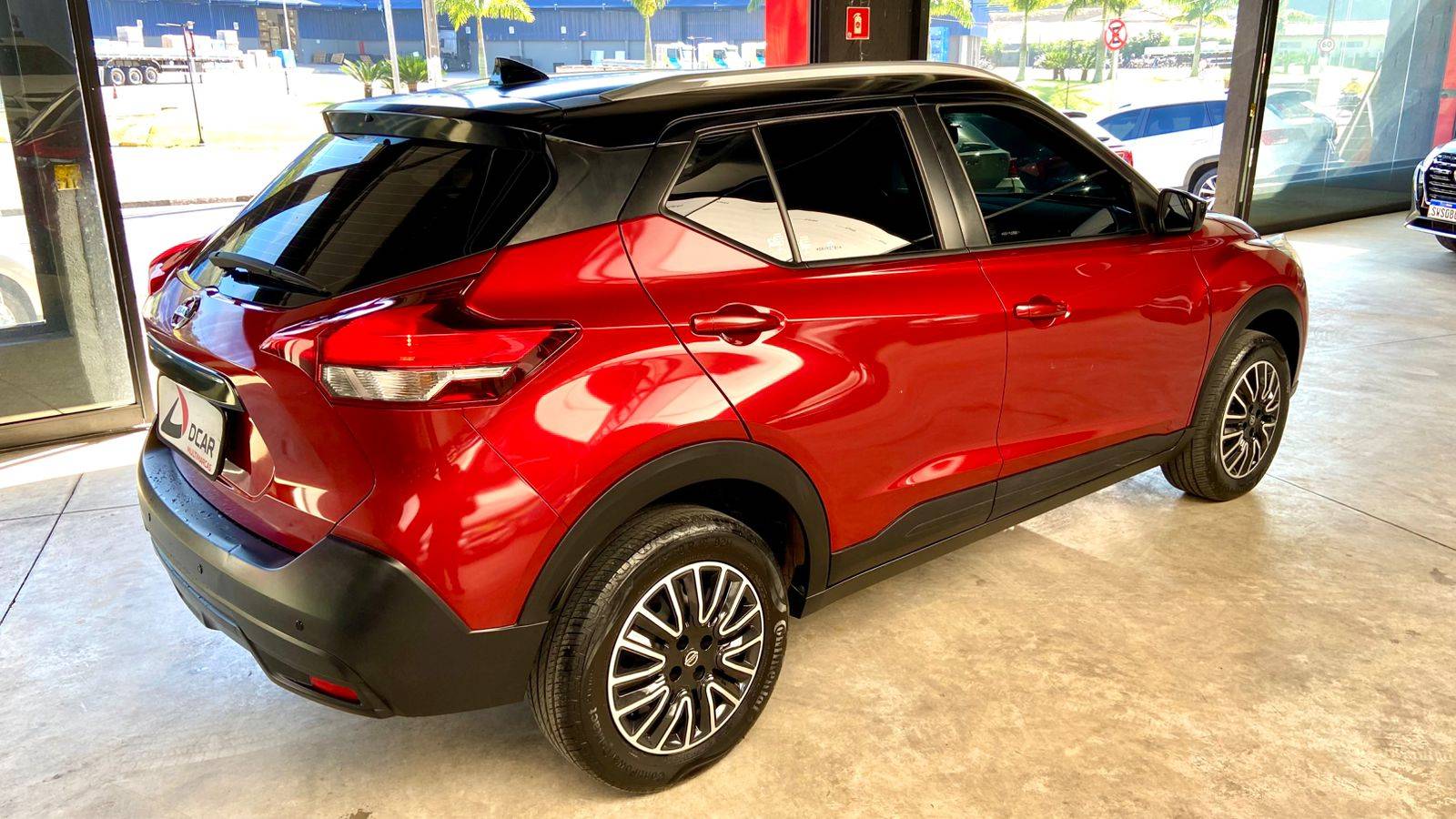 NISSAN KICKS
