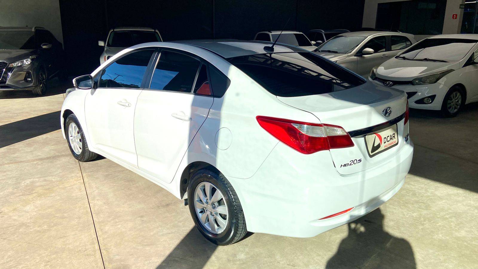 HYUNDAI HB20S