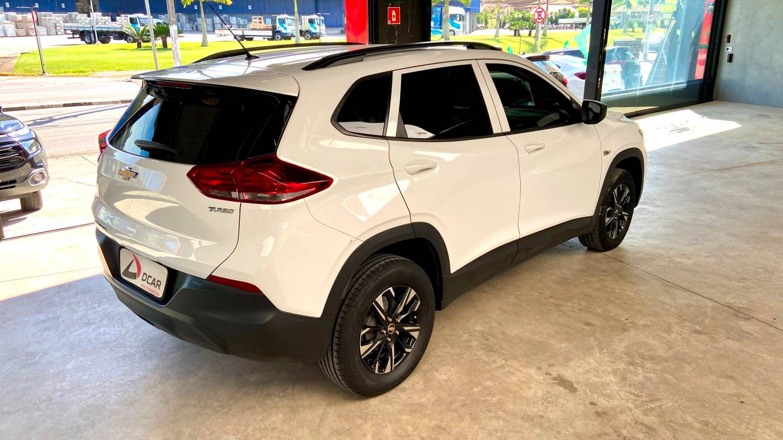 CHEVROLET TRACKER