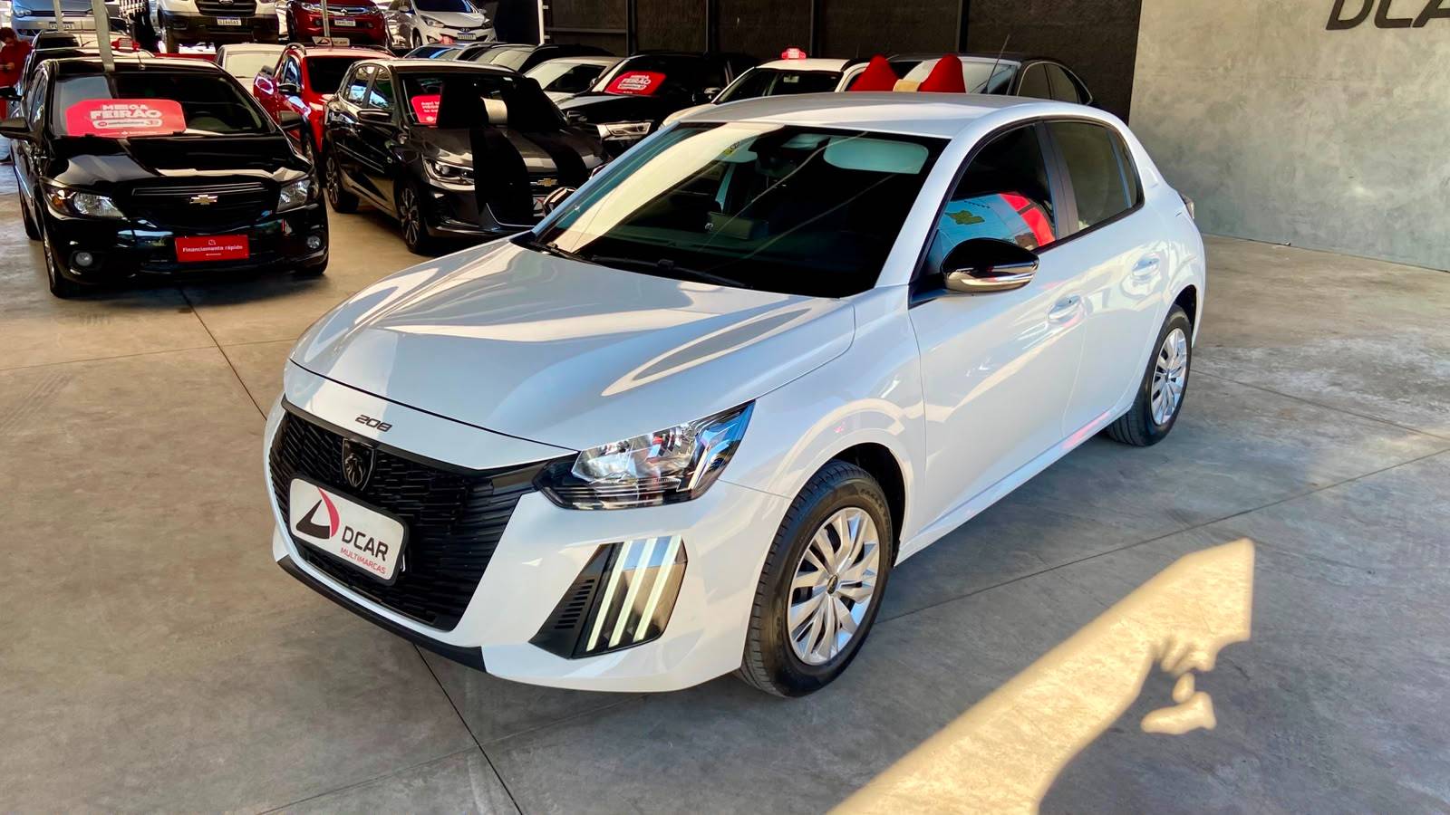 PEUGEOT 208