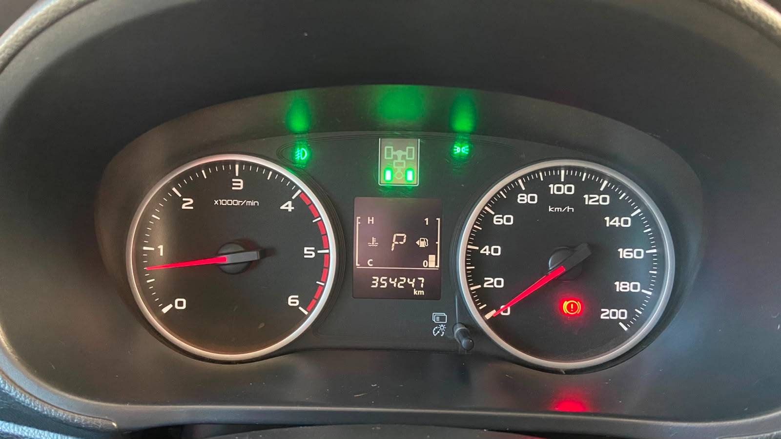 MITSUBISHI L200 TRITON