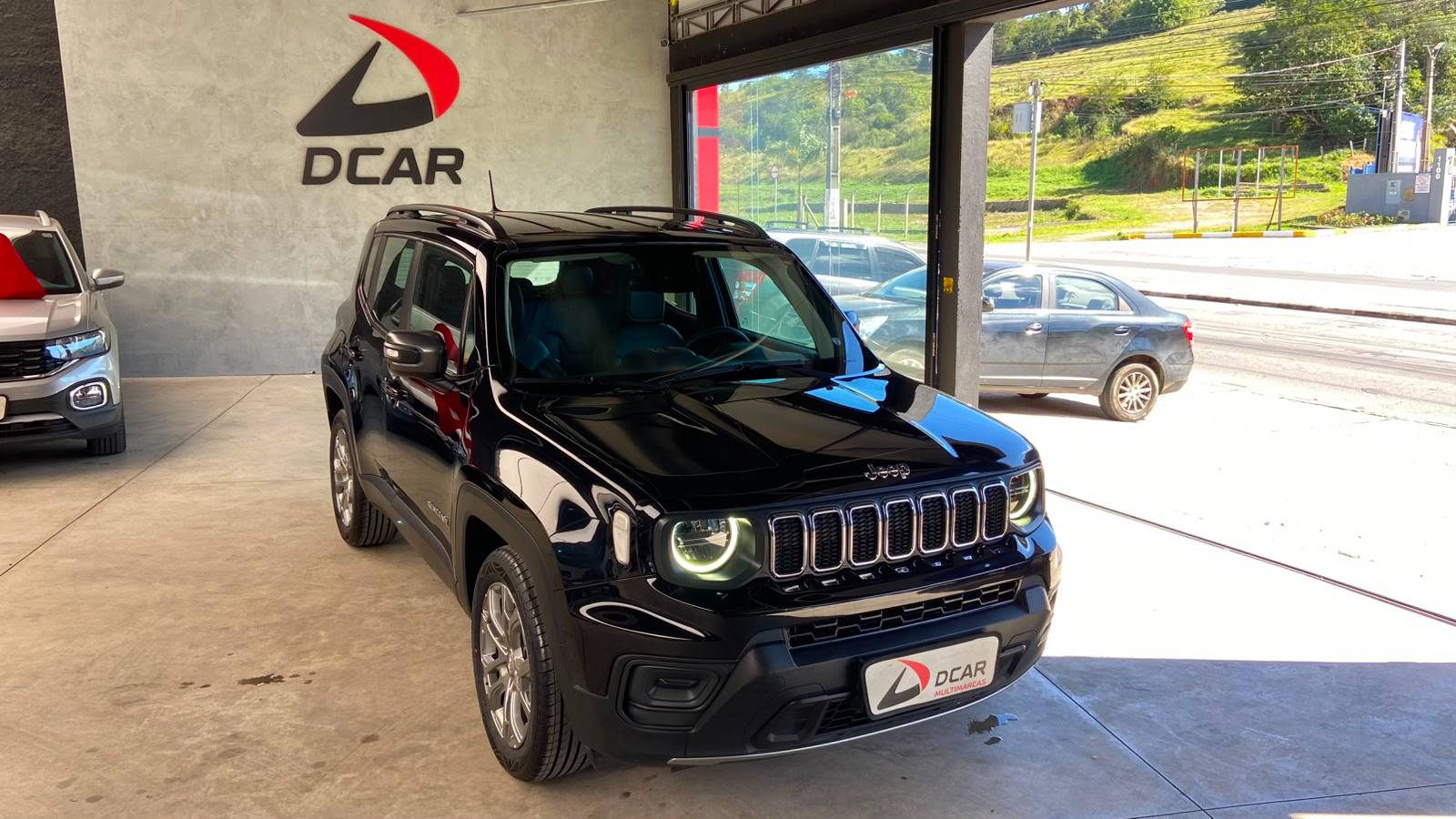 Foto de JEEP RENEGADE 2025