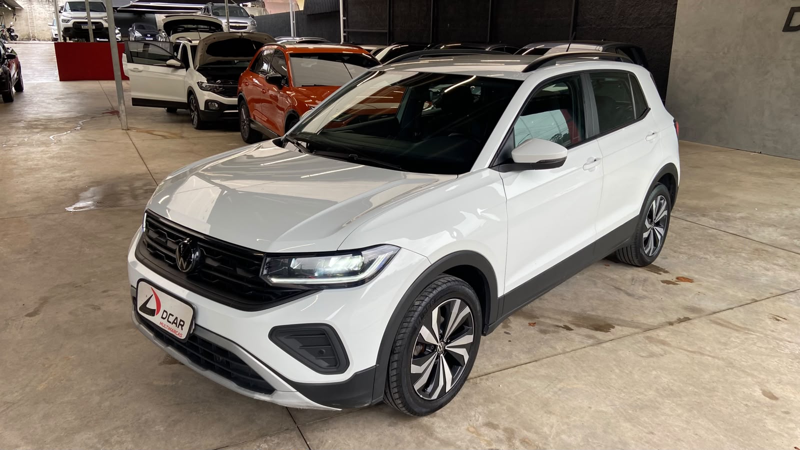 VOLKSWAGEN T-CROSS