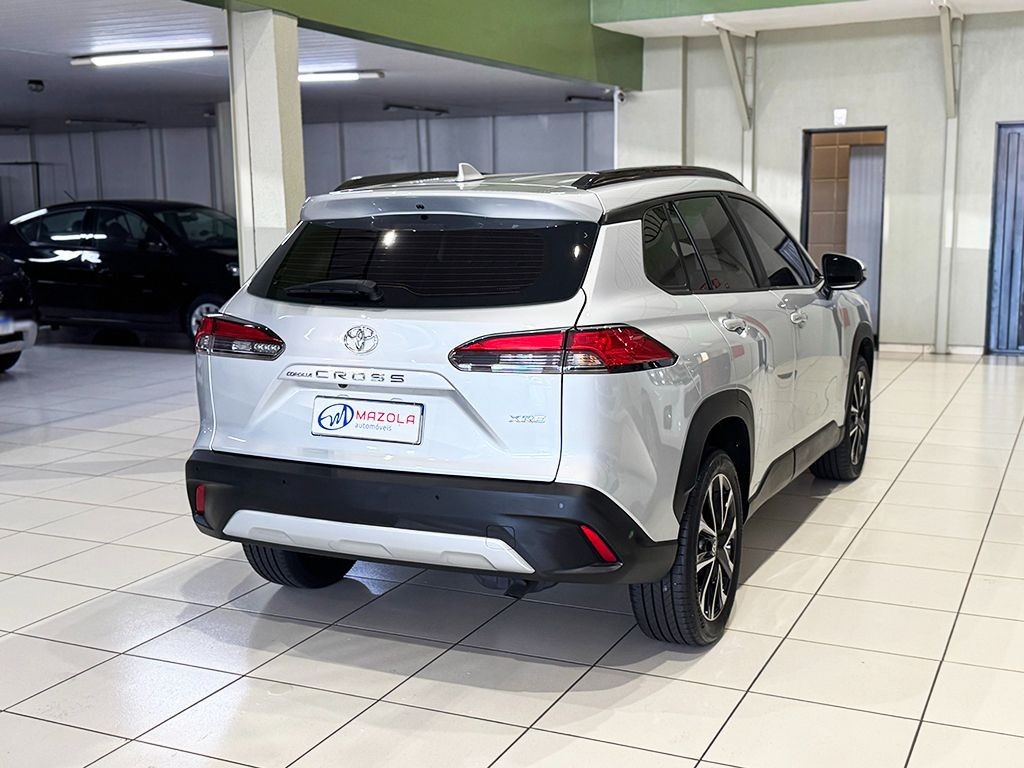 TOYOTA COROLLA CROSS