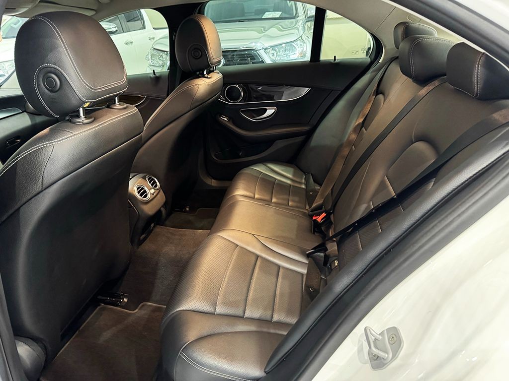 MERCEDES-BENZ C 180