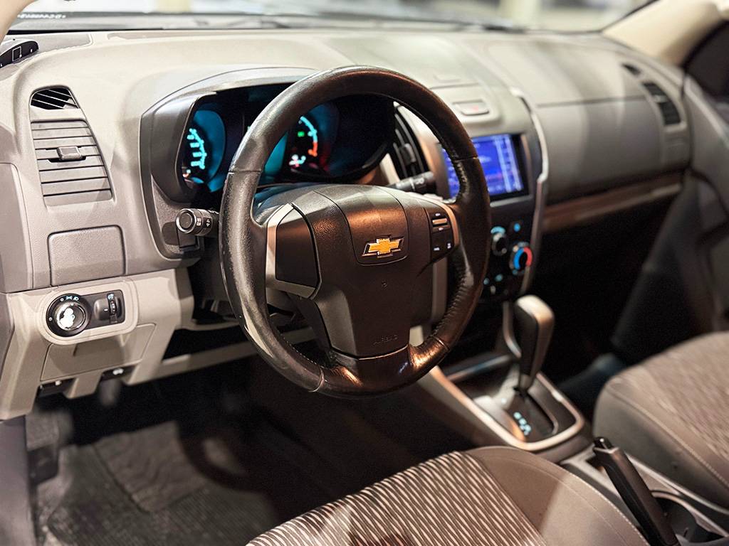 CHEVROLET S10