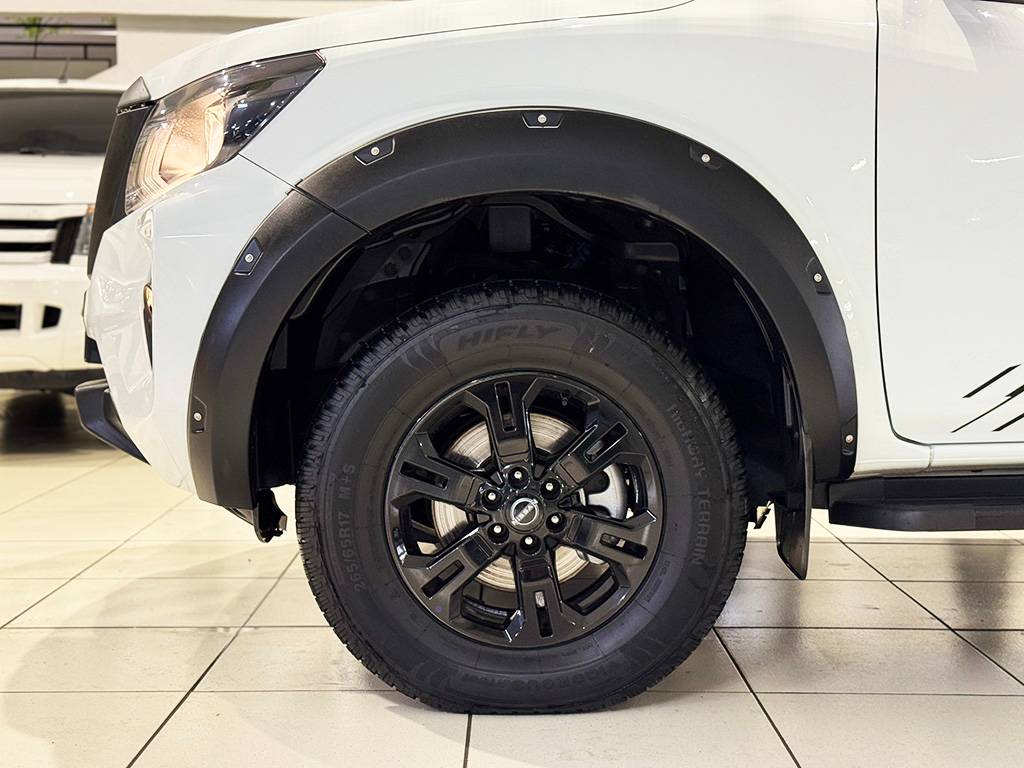 NISSAN FRONTIER