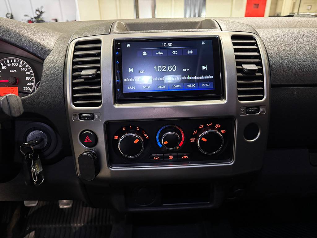 NISSAN FRONTIER