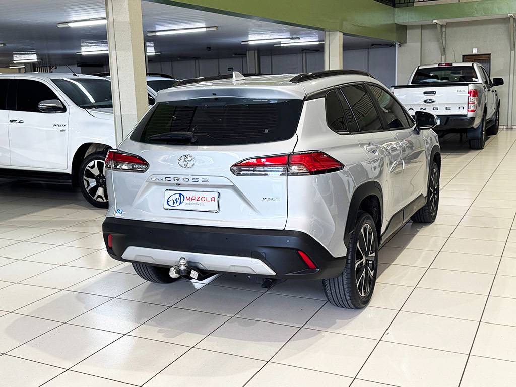 TOYOTA COROLLA CROSS