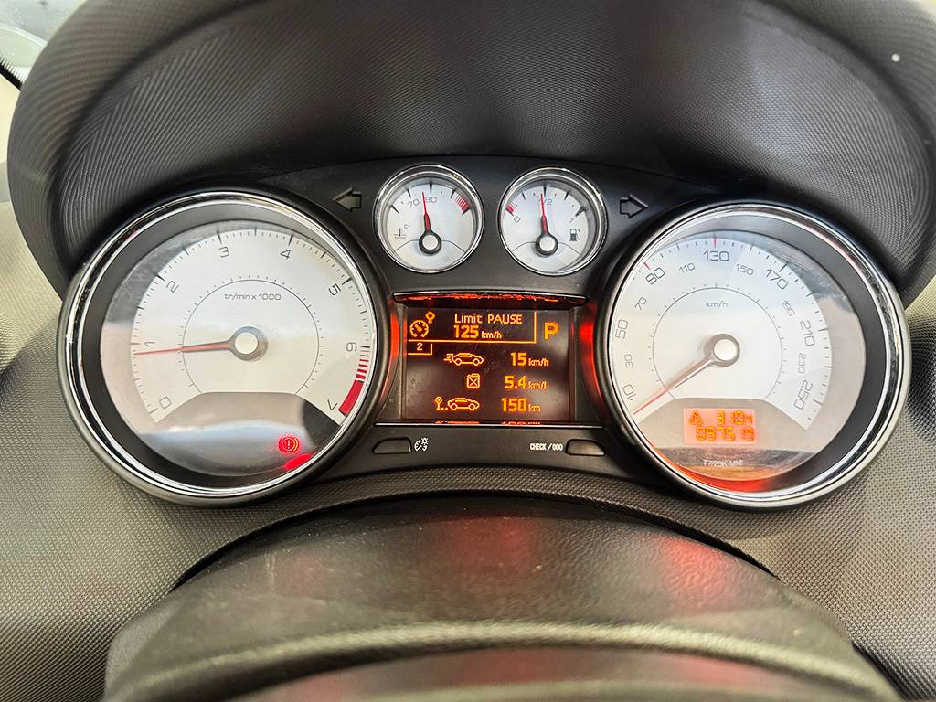 PEUGEOT 308cc