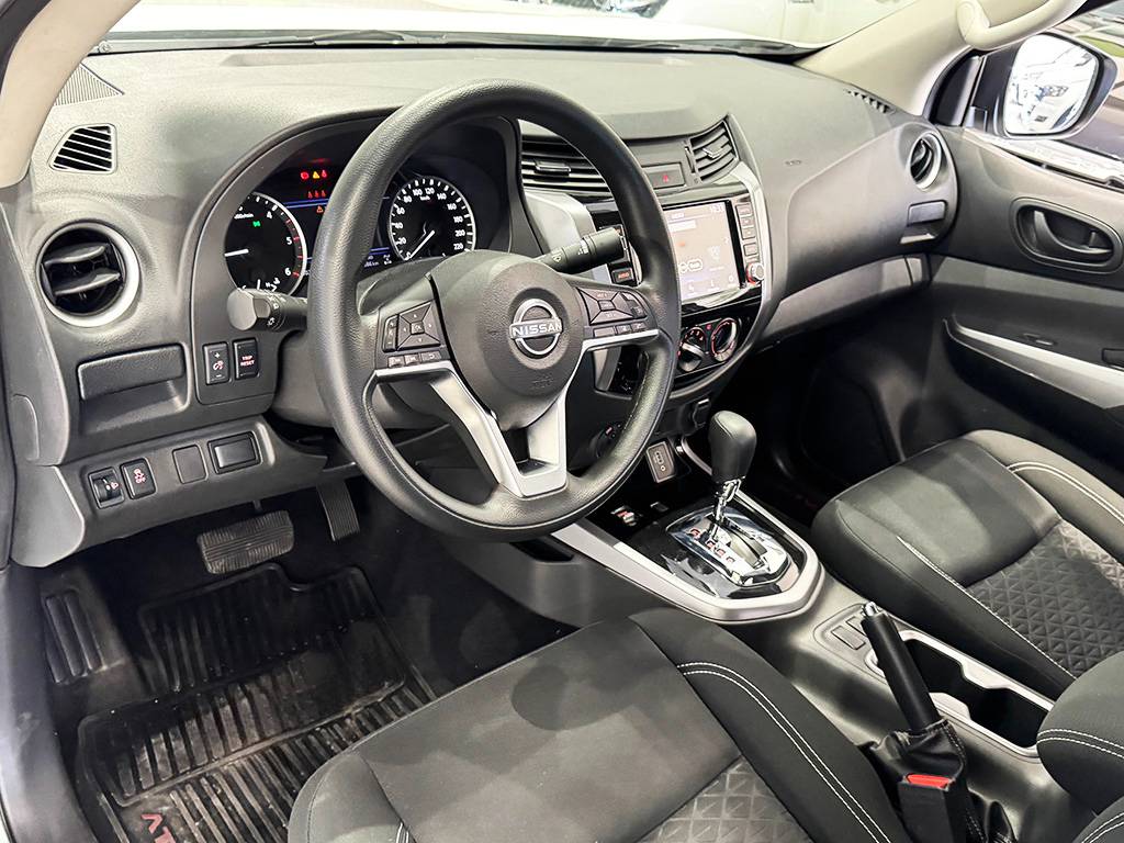 NISSAN FRONTIER