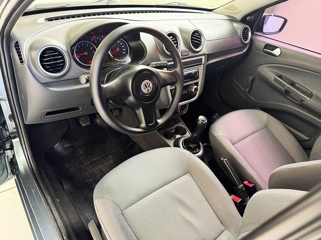 VOLKSWAGEN GOL