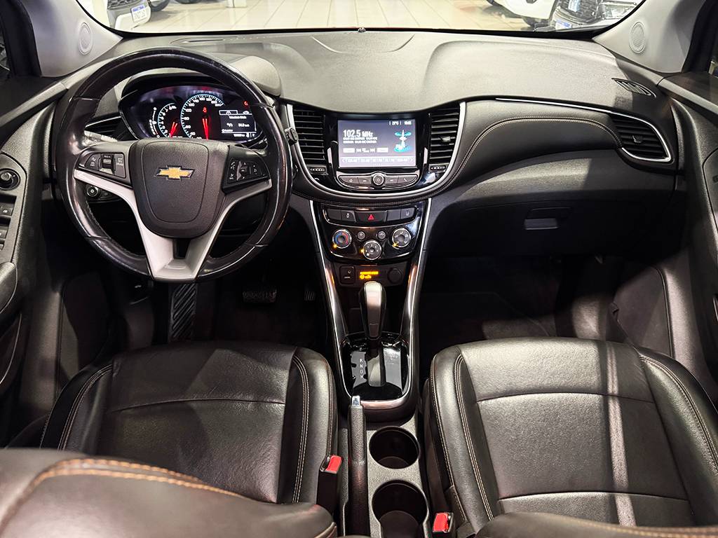 CHEVROLET TRACKER
