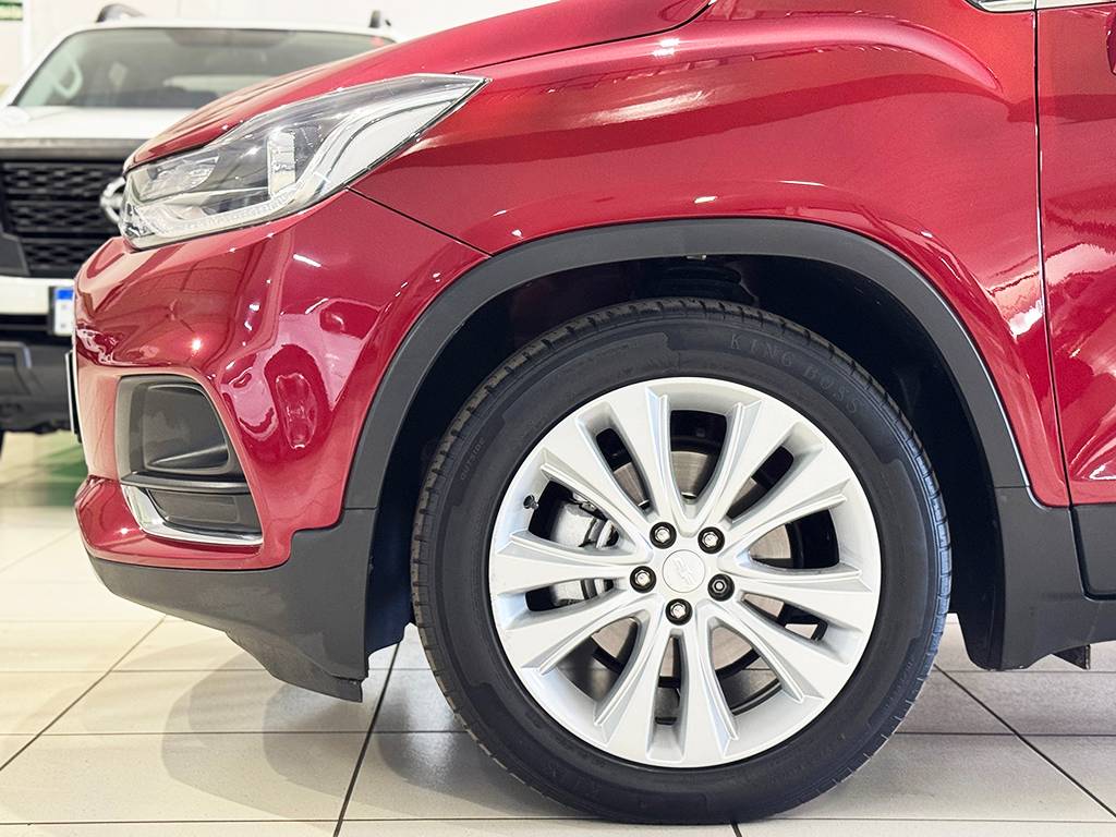 CHEVROLET TRACKER