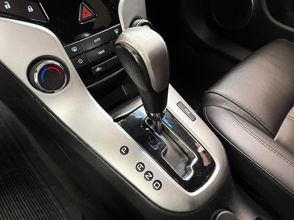 CHEVROLET CRUZE