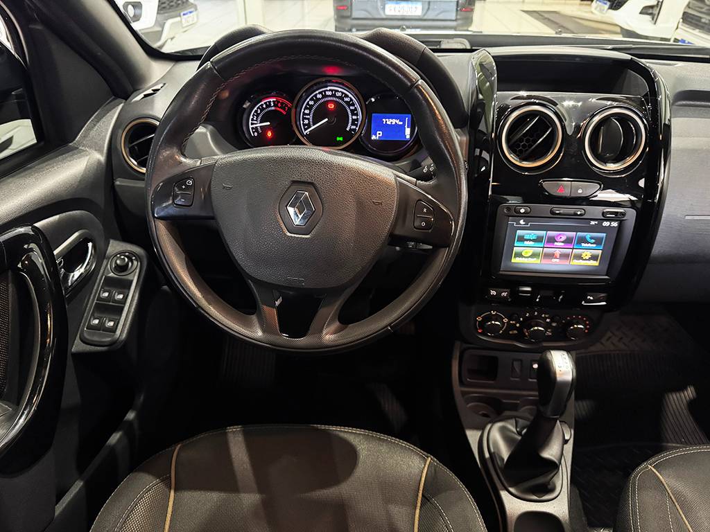 RENAULT DUSTER