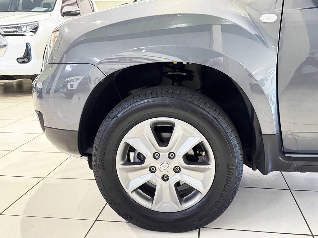 RENAULT DUSTER