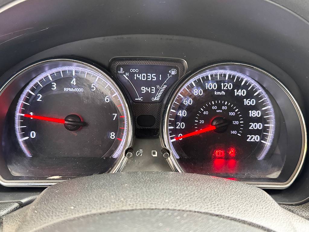 NISSAN VERSA