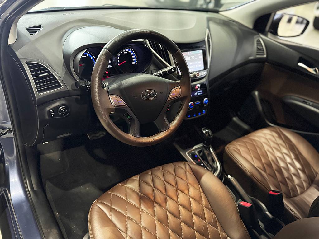 HYUNDAI HB20X