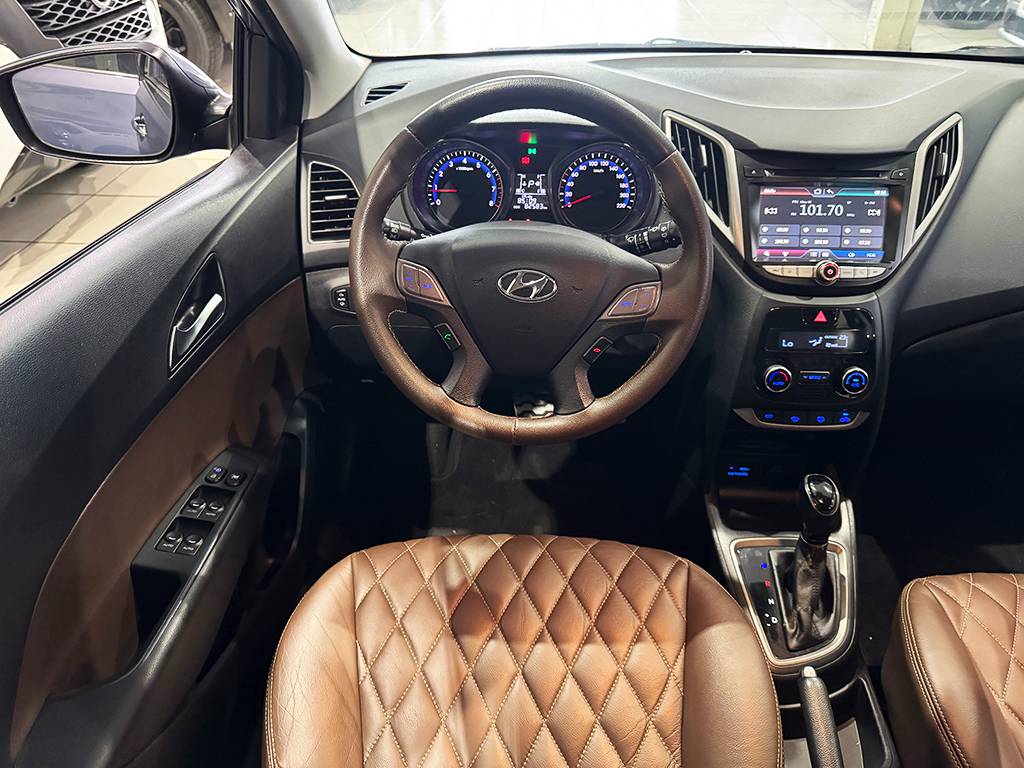 HYUNDAI HB20X
