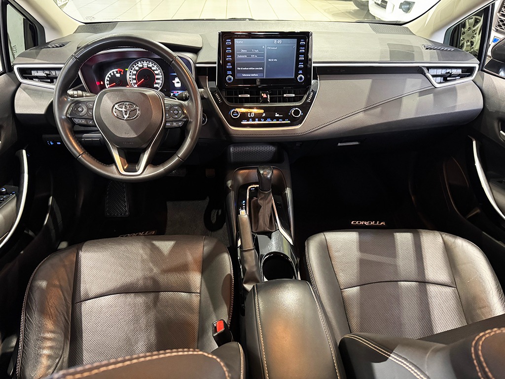 TOYOTA COROLLA