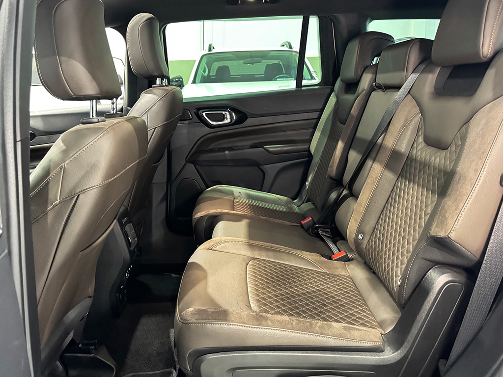 JEEP COMMANDER
