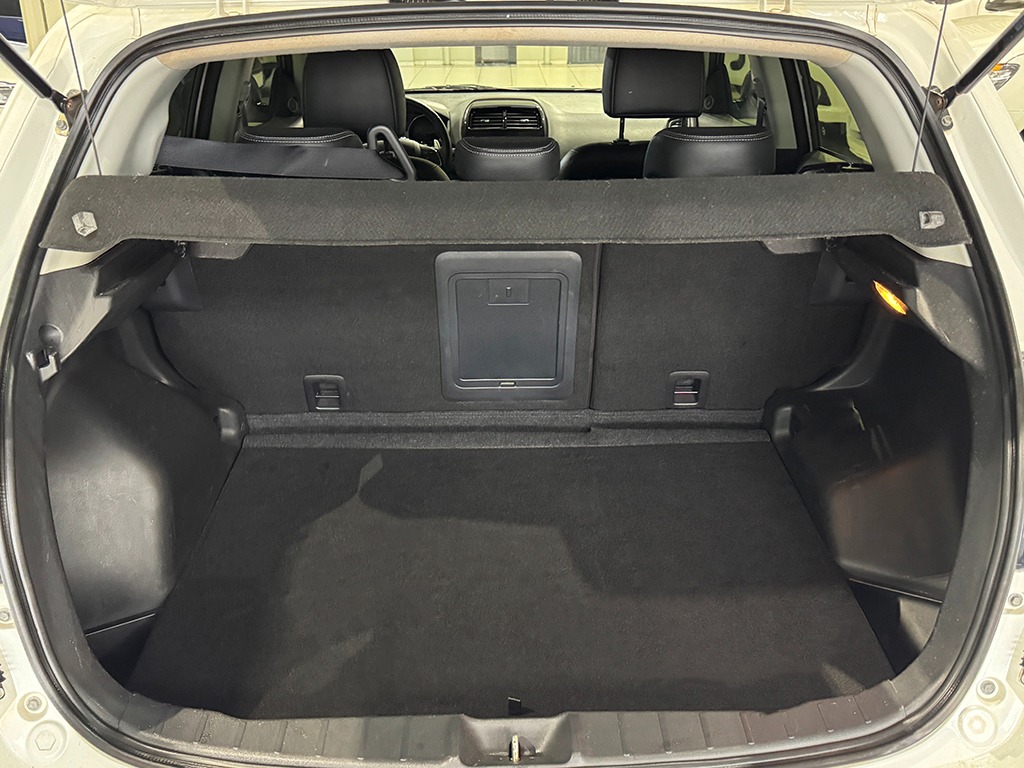 MITSUBISHI OUTLANDER SPORT