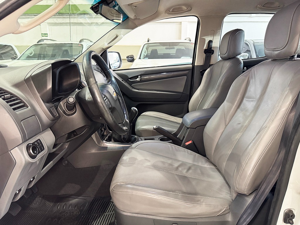 CHEVROLET S10
