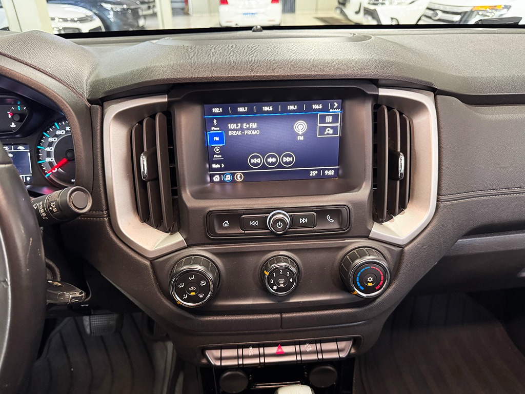 CHEVROLET S10
