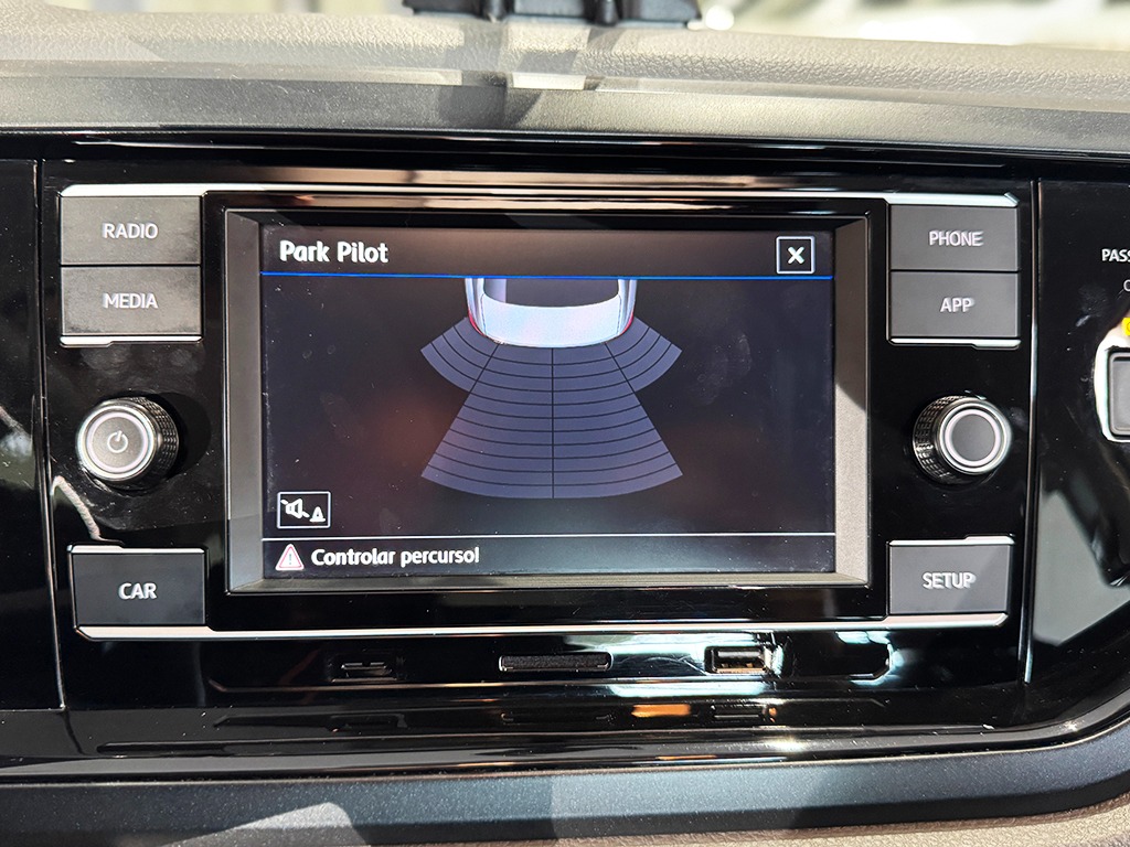 VOLKSWAGEN VIRTUS