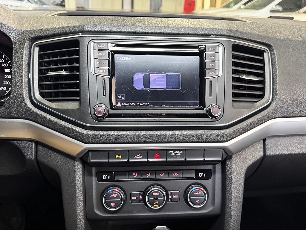 VOLKSWAGEN AMAROK